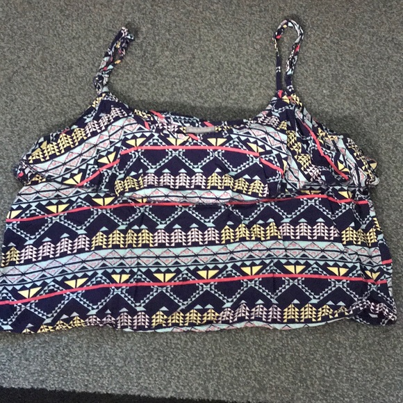 Crop top